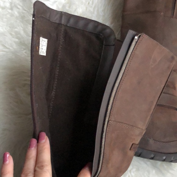 The North Face Brown Drum Camryn Waterproof Boots - Picture 8 of 9